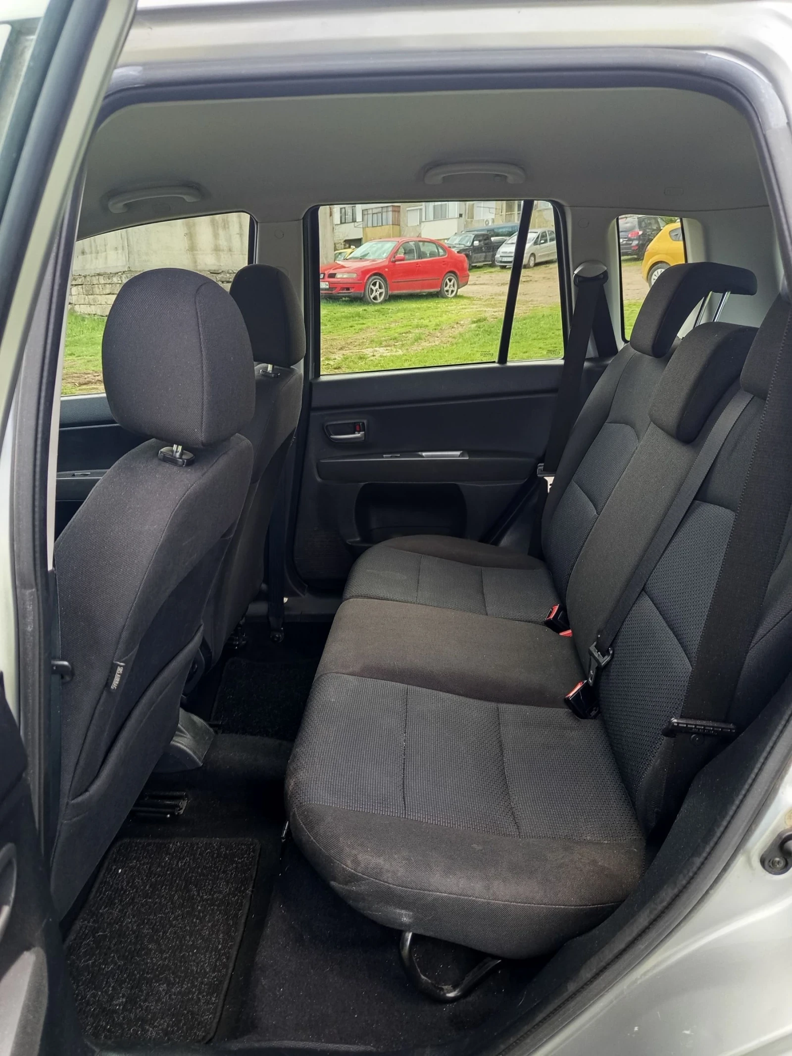 Mazda 2 1.25i, снимка 8 - Автомобили и джипове - 54045176