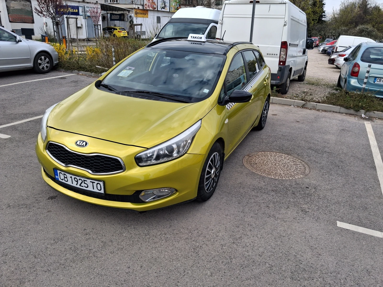 Kia Ceed Готова  за работа!, снимка 4 - Автомобили и джипове - 54195385