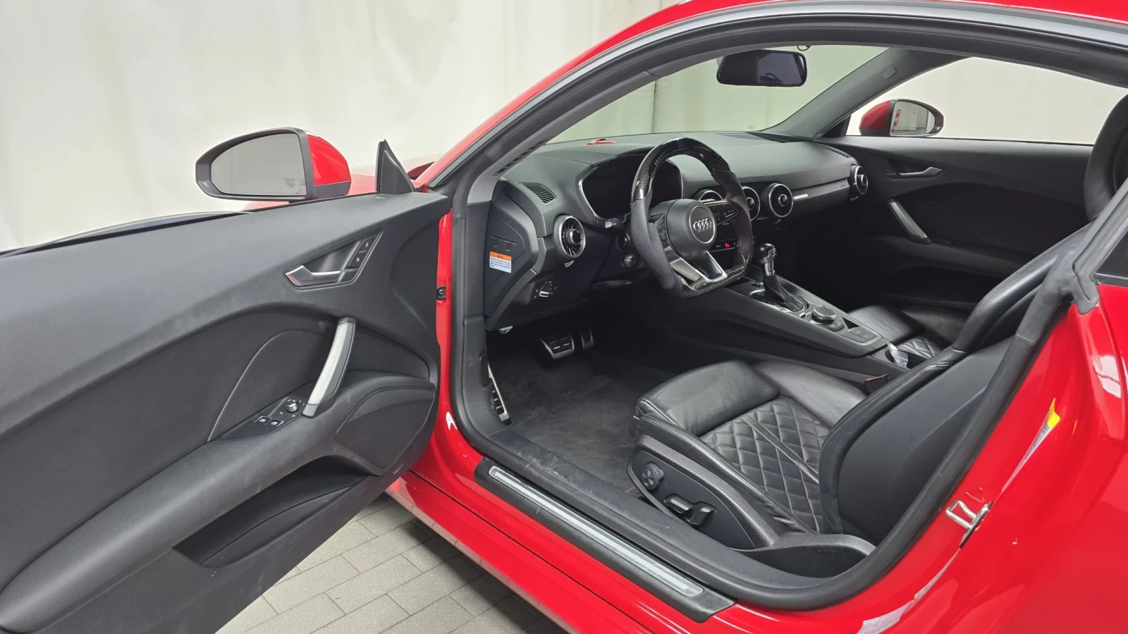 Audi Tt Coupe 45 TFSI Quattro, снимка 8 - Автомобили и джипове - 54426679