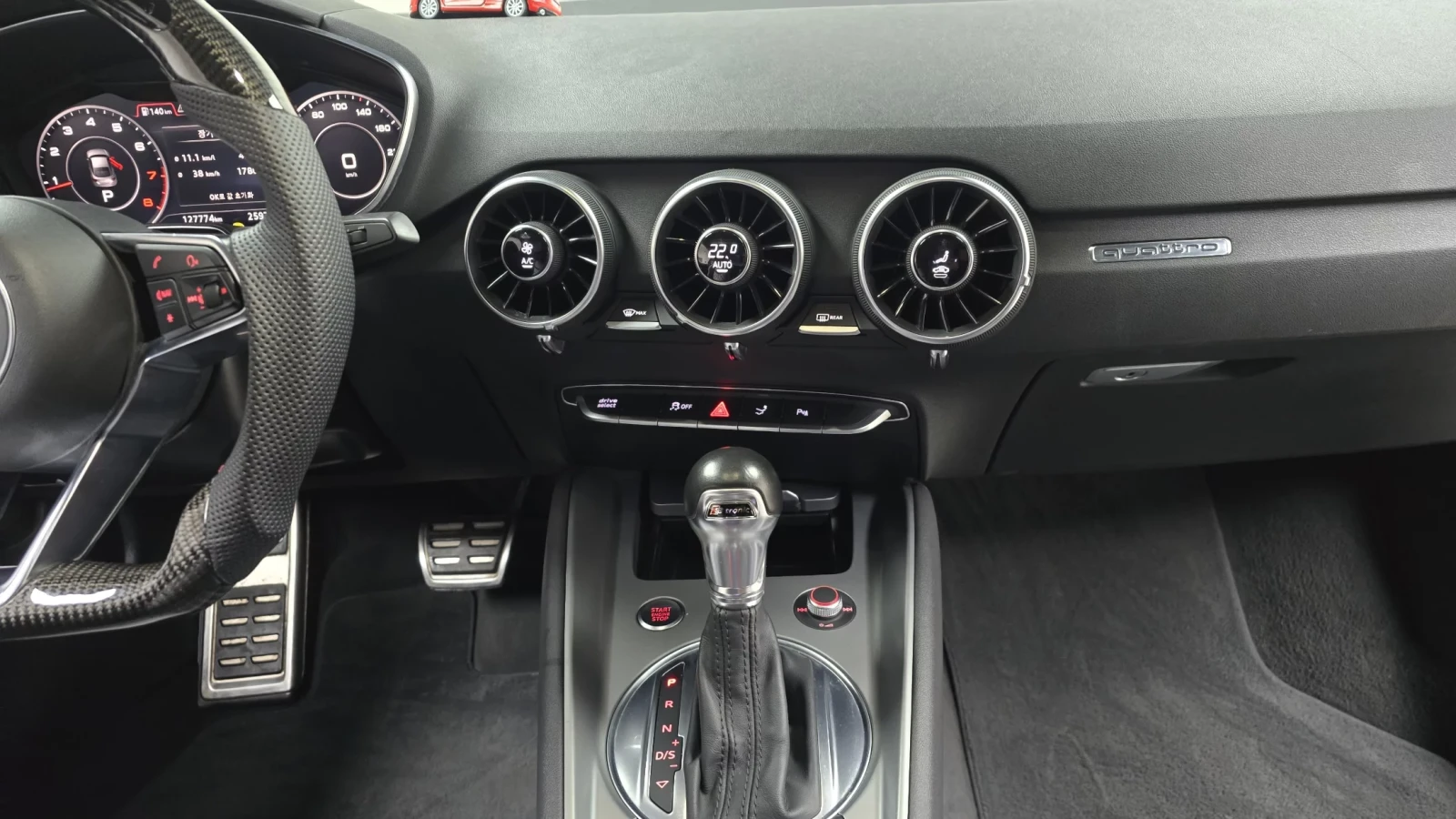 Audi Tt Coupe 45 TFSI Quattro, снимка 13 - Автомобили и джипове - 54426679