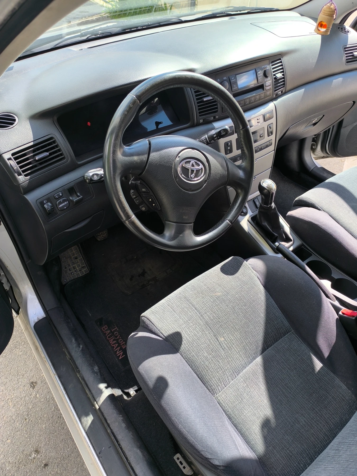 Toyota Corolla D4-D, снимка 4 - Автомобили и джипове - 54610299