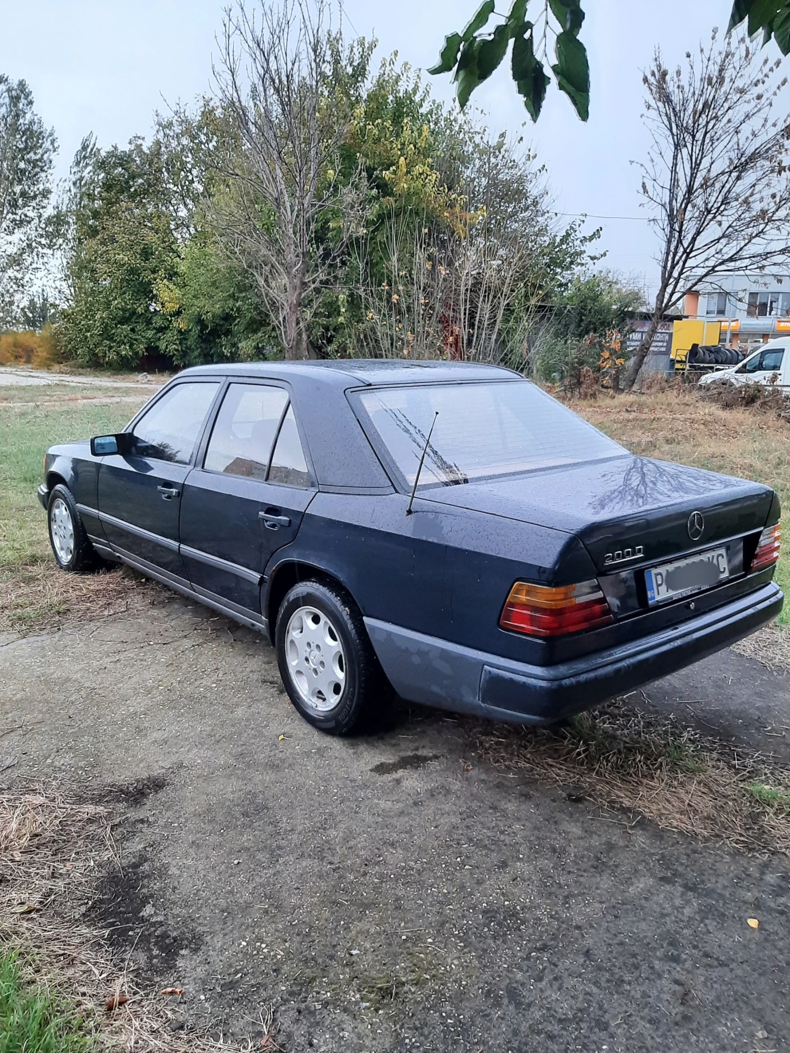 Mercedes-Benz 124 200 d, снимка 6 - Автомобили и джипове - 54767805