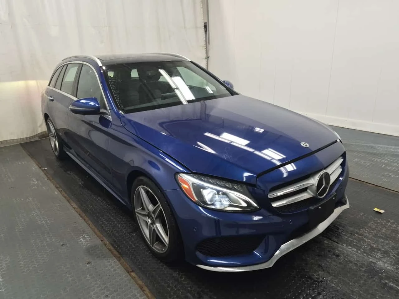 Mercedes-Benz C 300  | DISTRONIC | 360 | BURMESTER | ДВА КЛЮЧА , снимка 3 - Автомобили и джипове - 54944266