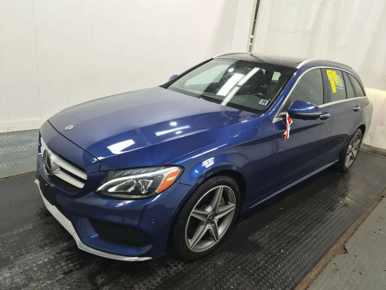 Mercedes-Benz C 300  | DISTRONIC | 360 | BURMESTER | ДВА КЛЮЧА , снимка 2 - Автомобили и джипове - 54944266