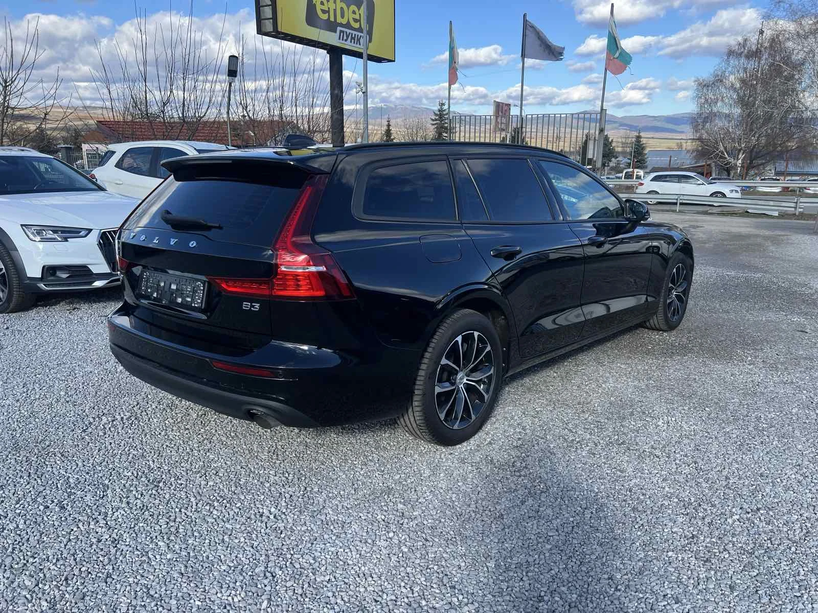 Volvo V60 2.0i - мини хибрид, снимка 4 - Автомобили и джипове - 55096289