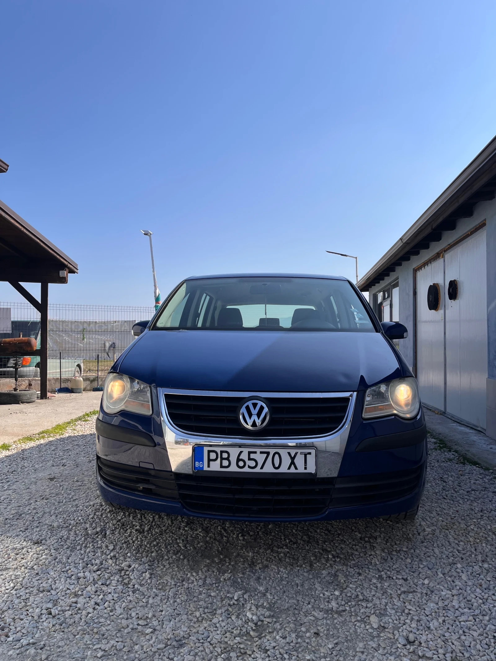 VW Touran, снимка 3 - Автомобили и джипове - 55596522