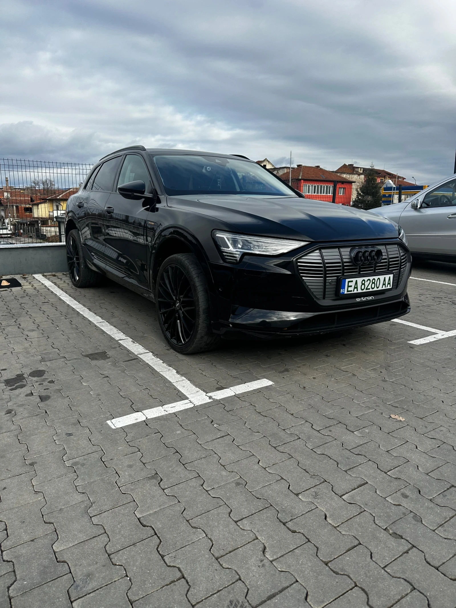 Audi E-Tron 50 Premium Quattro Q8 , снимка 2 - Автомобили и джипове - 56121272