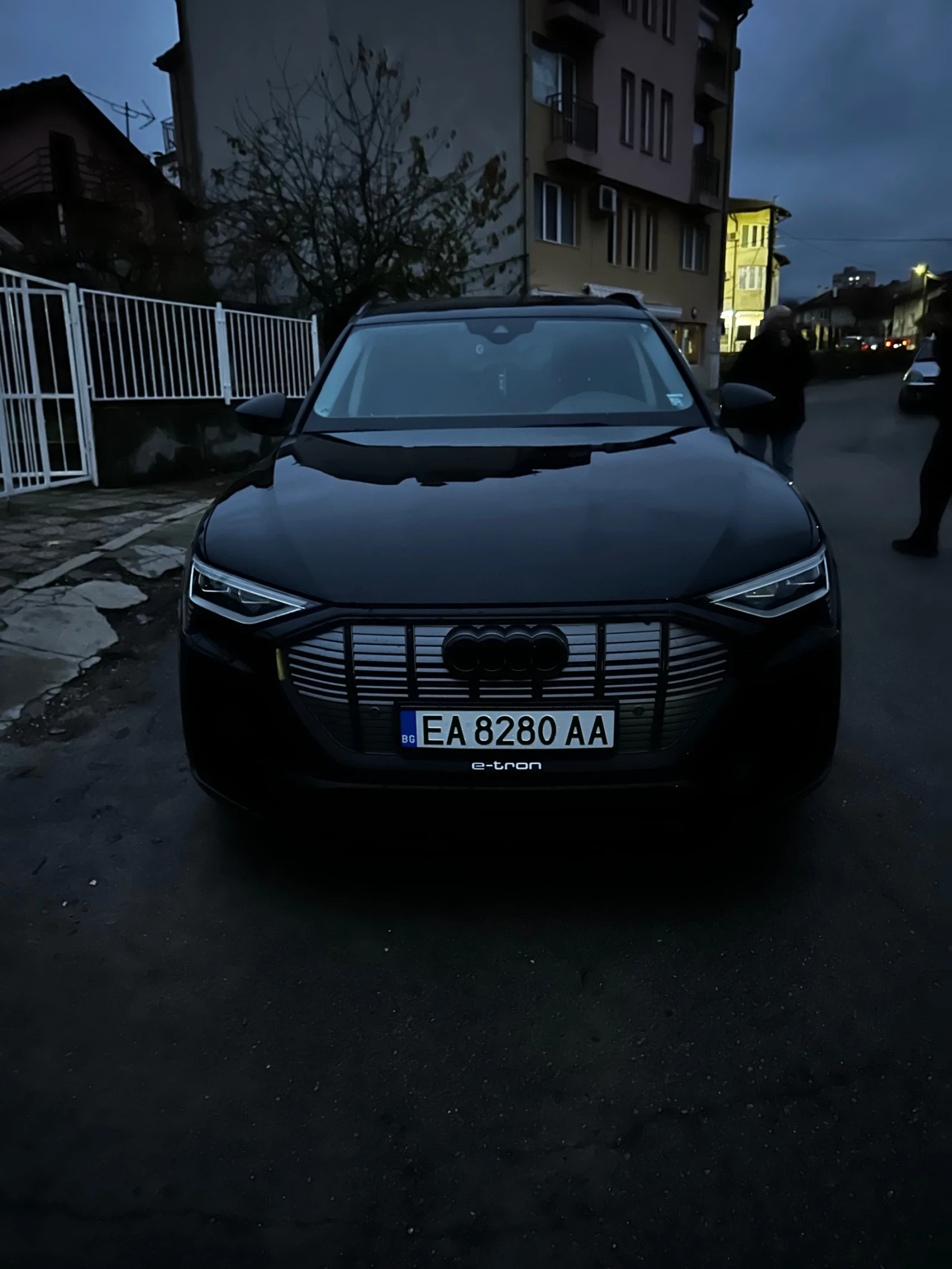 Audi E-Tron 50 Premium Quattro Q8 , снимка 4 - Автомобили и джипове - 56121272