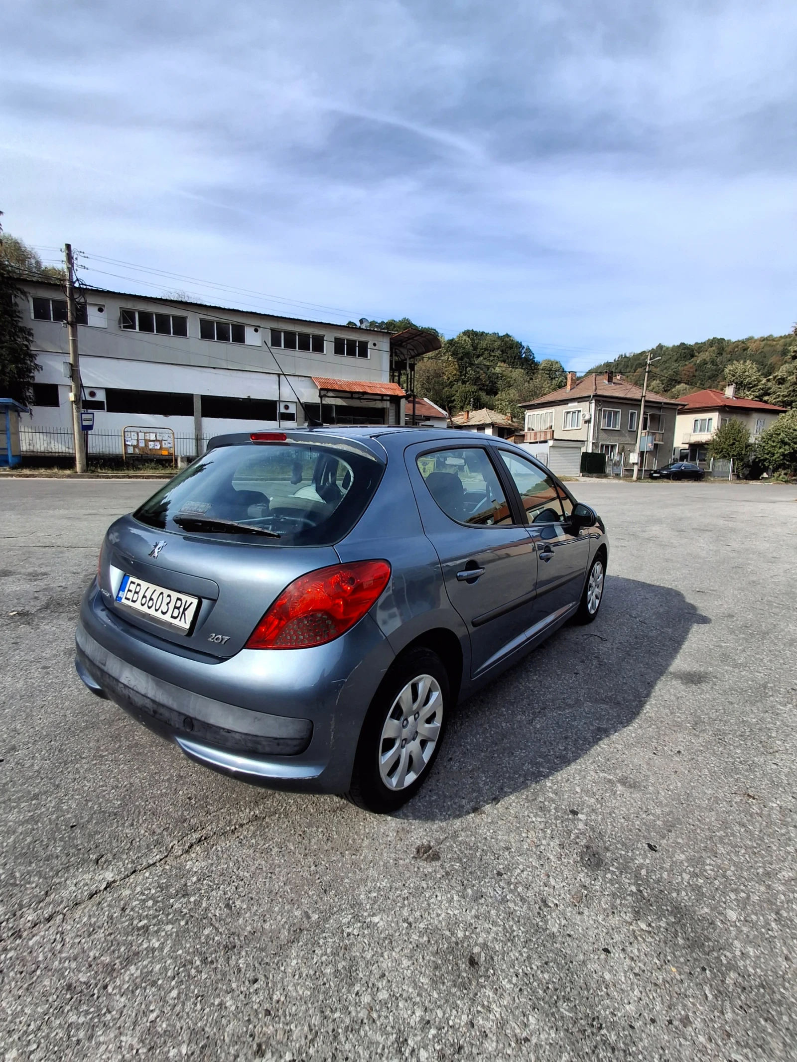 Peugeot 207 1, 4 HDI, 68к.с., снимка 4 - Автомобили и джипове - 56156433