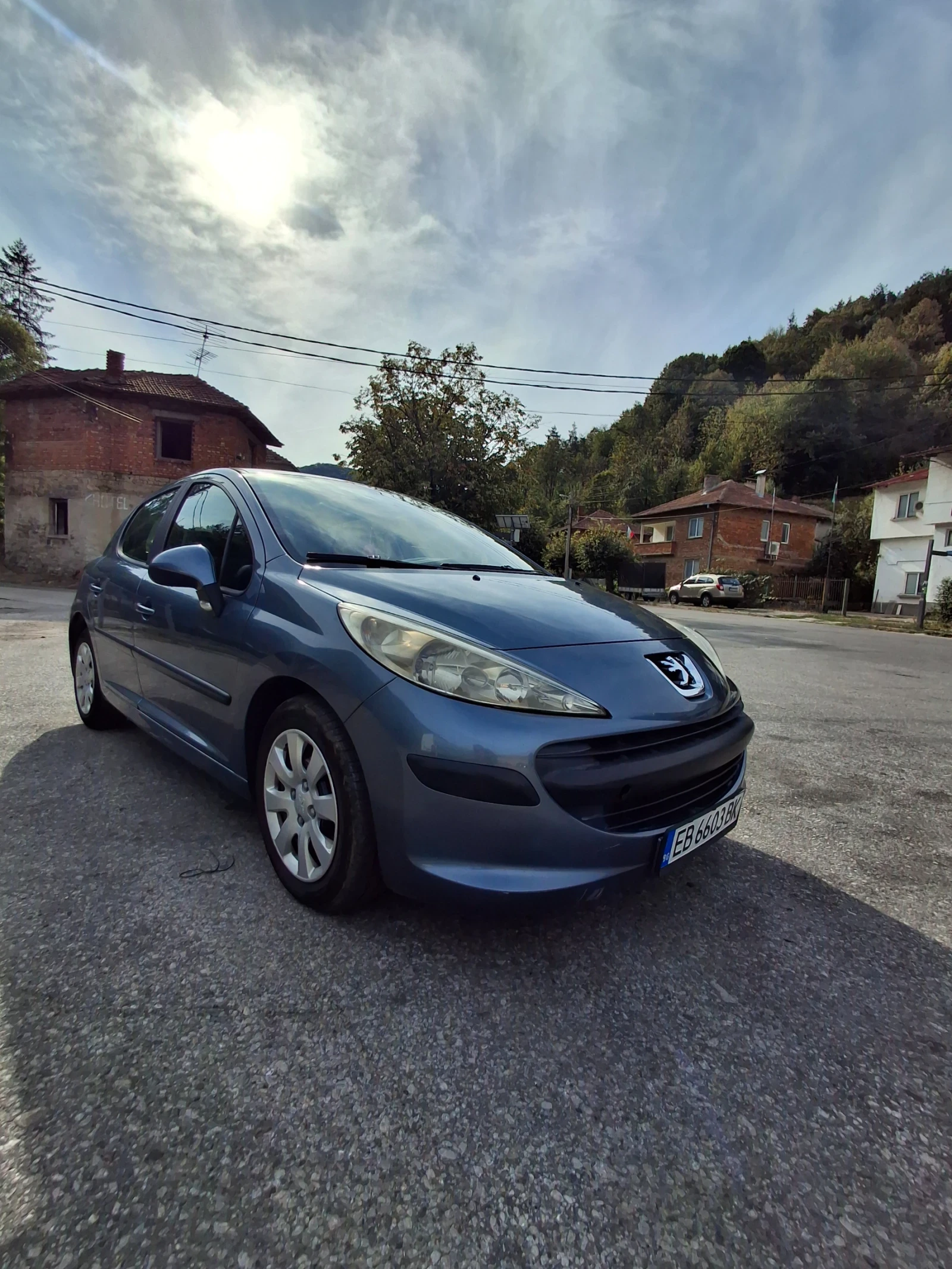 Peugeot 207 1, 4 HDI, 68к.с., снимка 3 - Автомобили и джипове - 56156433