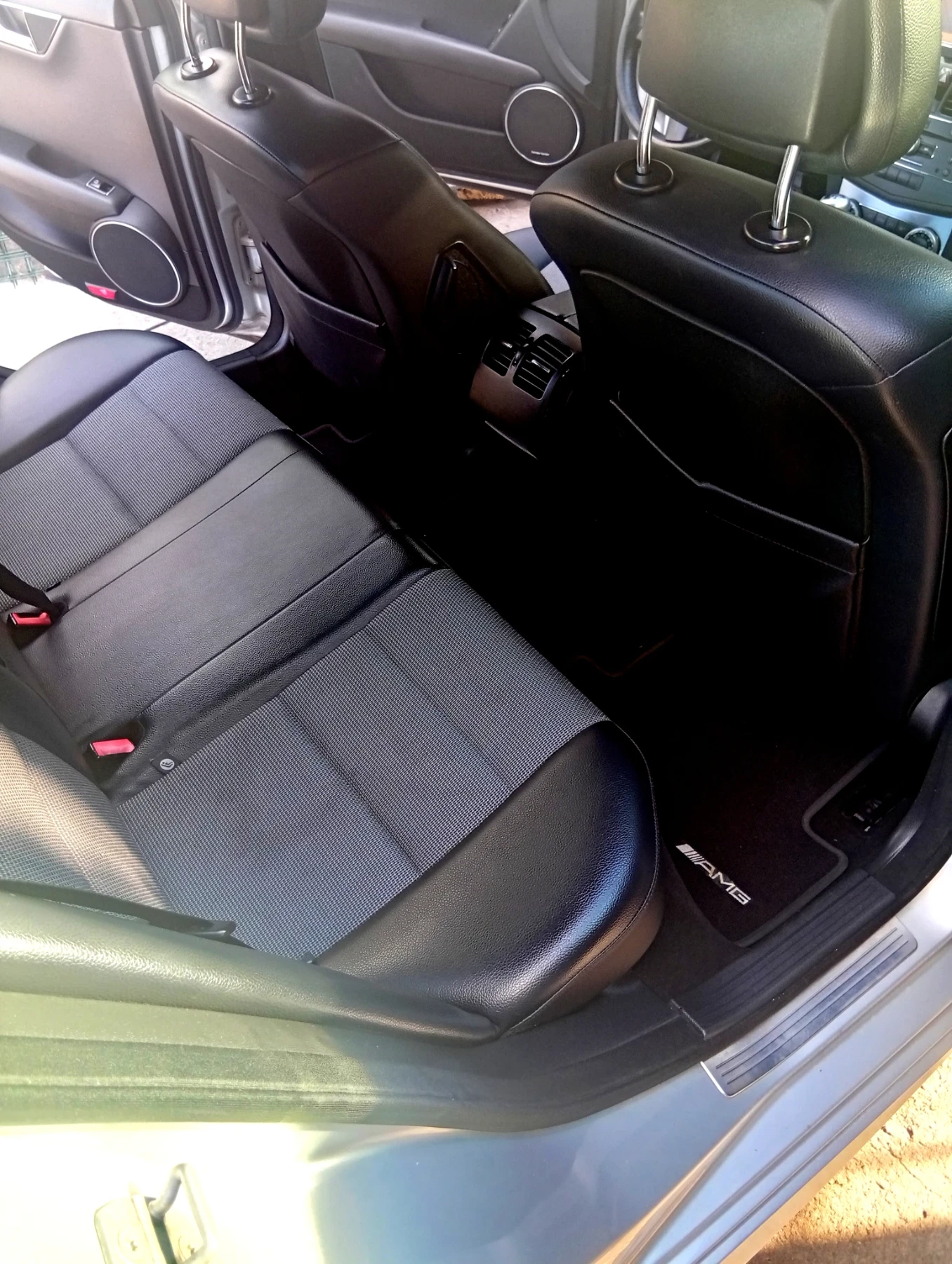 Mercedes-Benz C 220 AMG lineom646, снимка 12 - Автомобили и джипове - 56265564