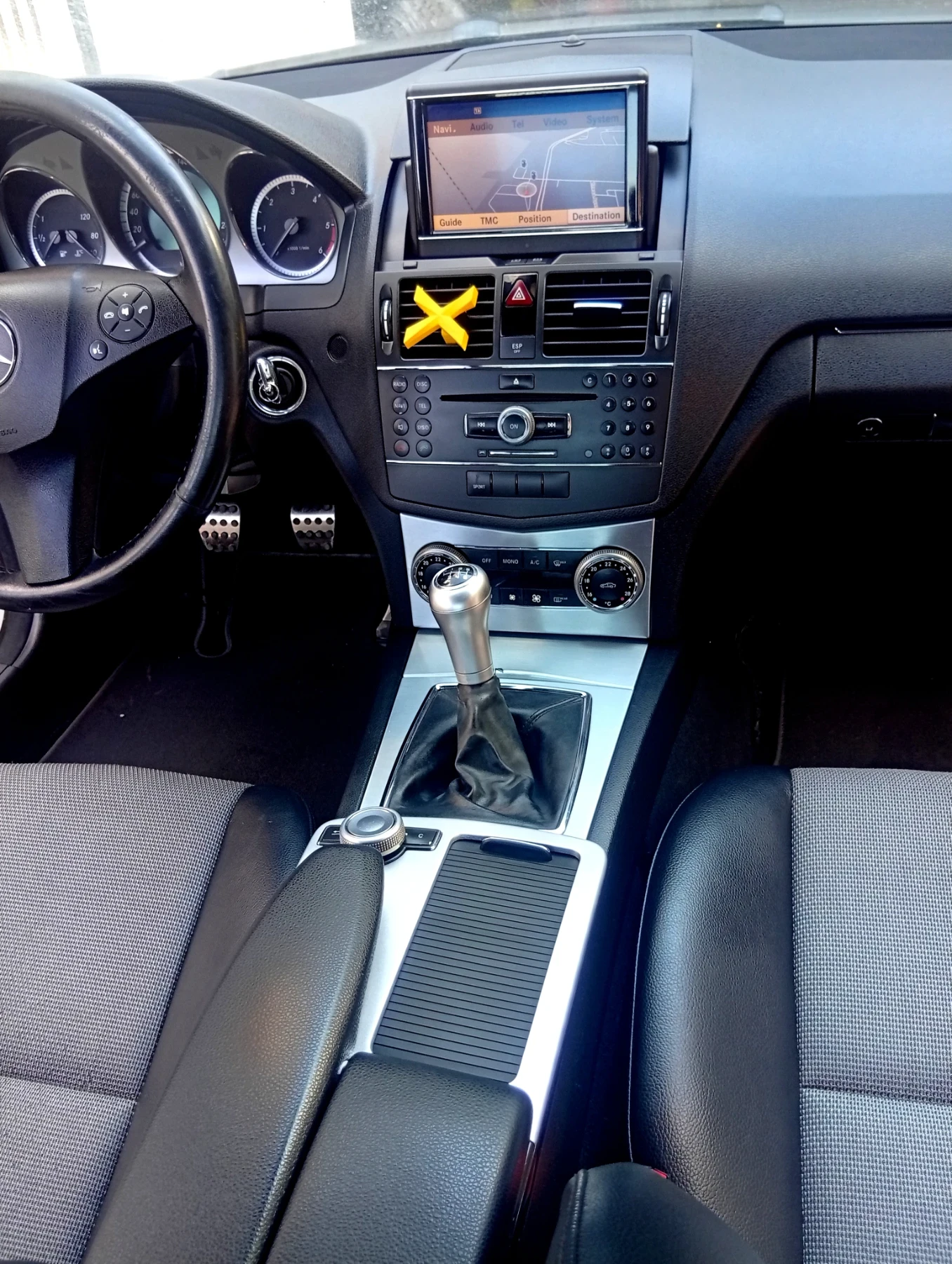 Mercedes-Benz C 220 AMG lineom646, снимка 14 - Автомобили и джипове - 56265564