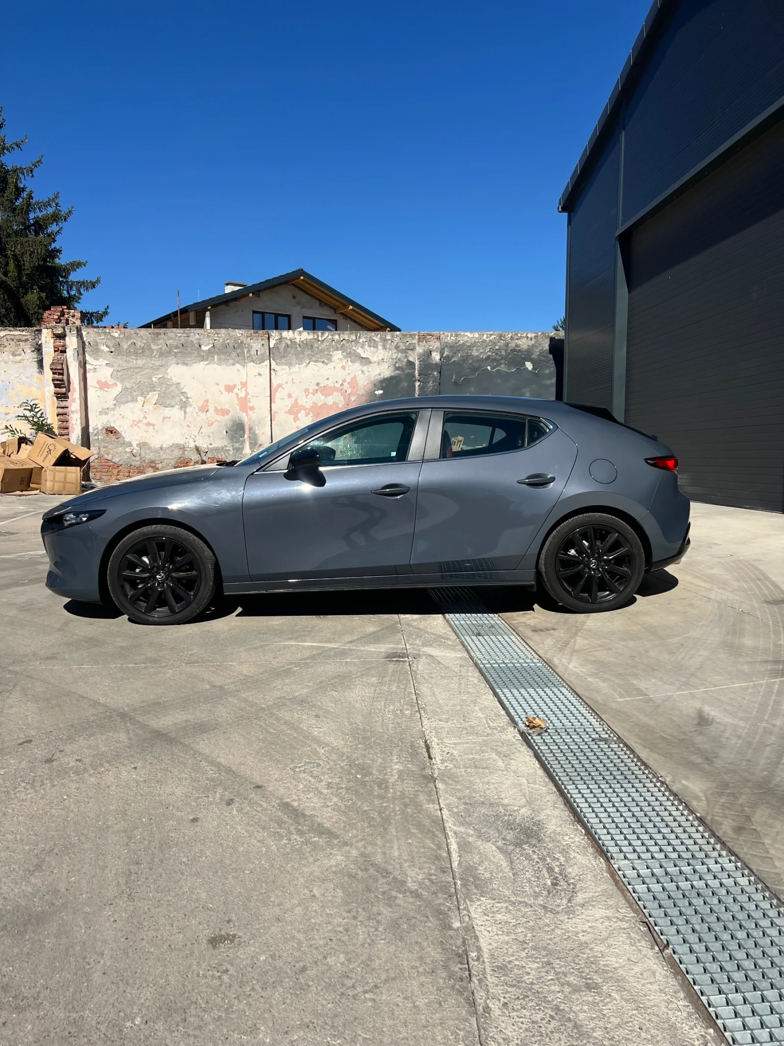 Mazda 3 2.5 S Carbon Edition AWD Skyactiv-G , снимка 3 - Автомобили и джипове - 56347131