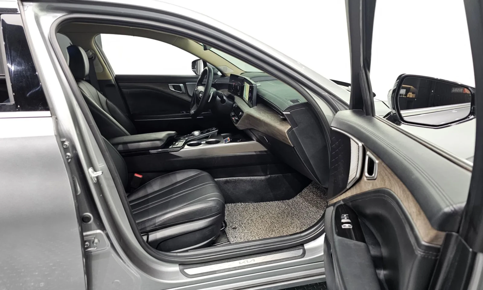Kia K8, снимка 13 - Автомобили и джипове - 56566006