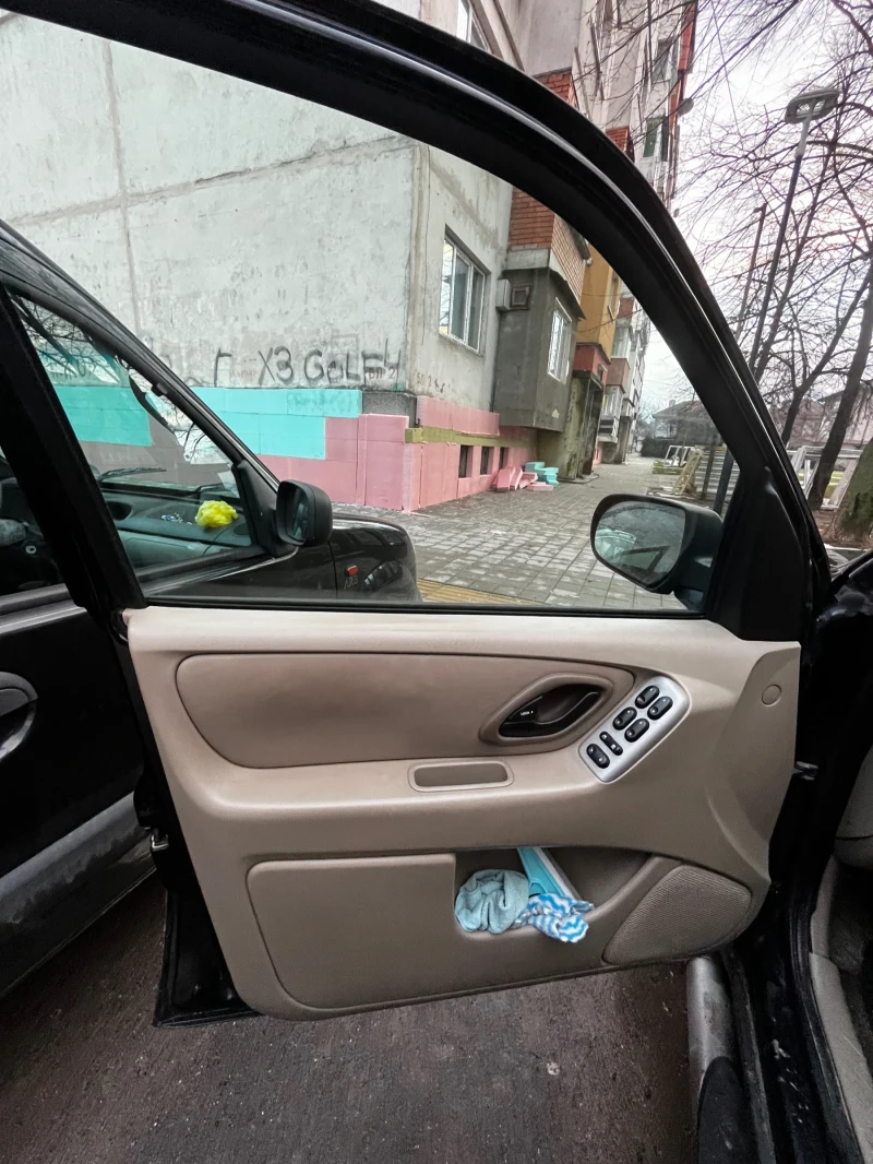 Ford Maverick, снимка 6 - Автомобили и джипове - 53406046