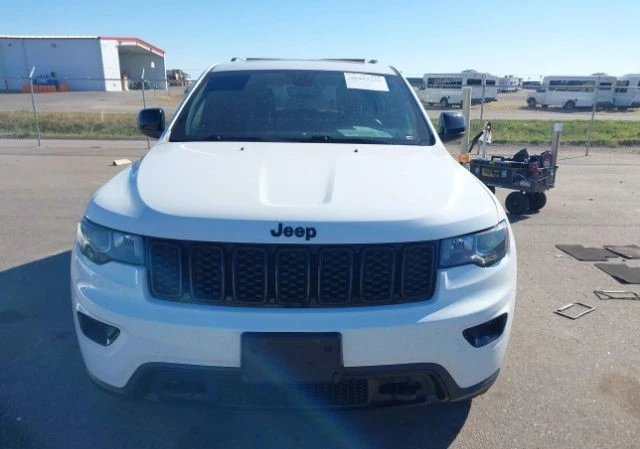 Jeep Grand cherokee UPLAND 4X4 * Крайна цена 31 600 лв* , снимка 1 - Автомобили и джипове - 48206888