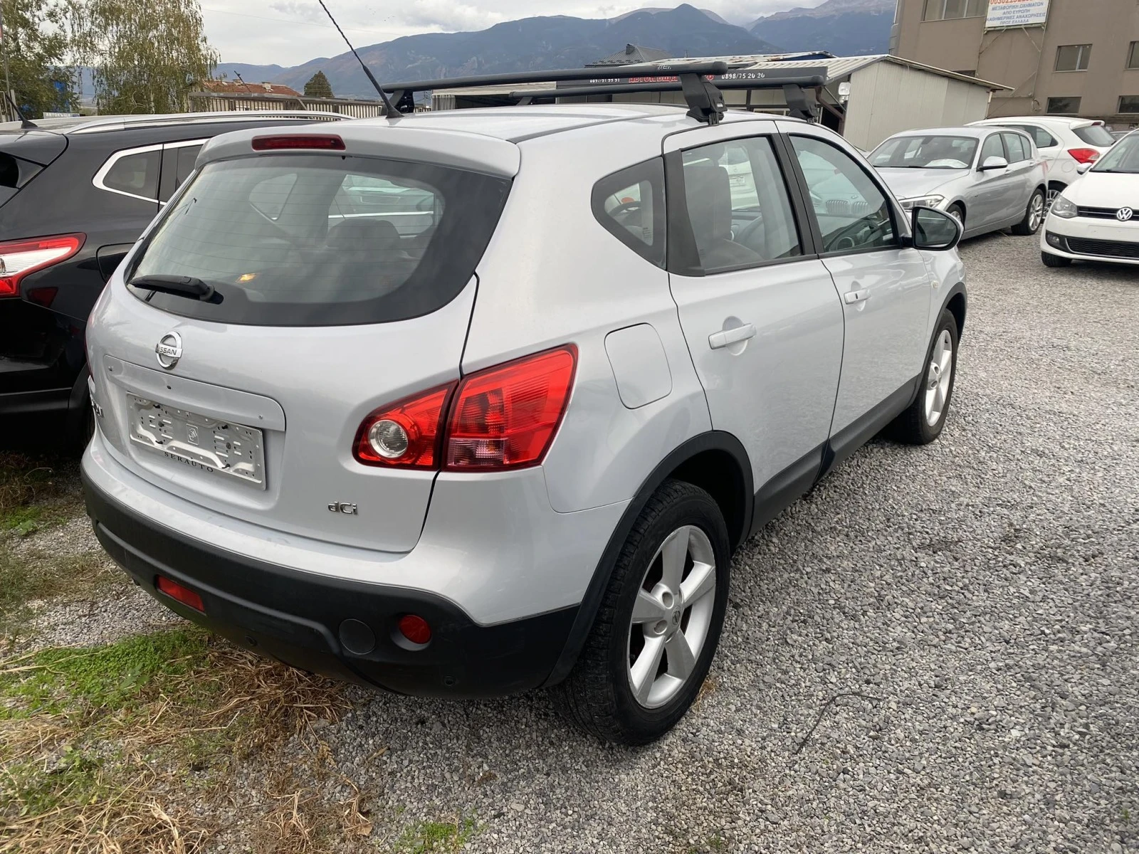 Nissan Qashqai 2.0cdi avtomat-4x4 - изображение 4