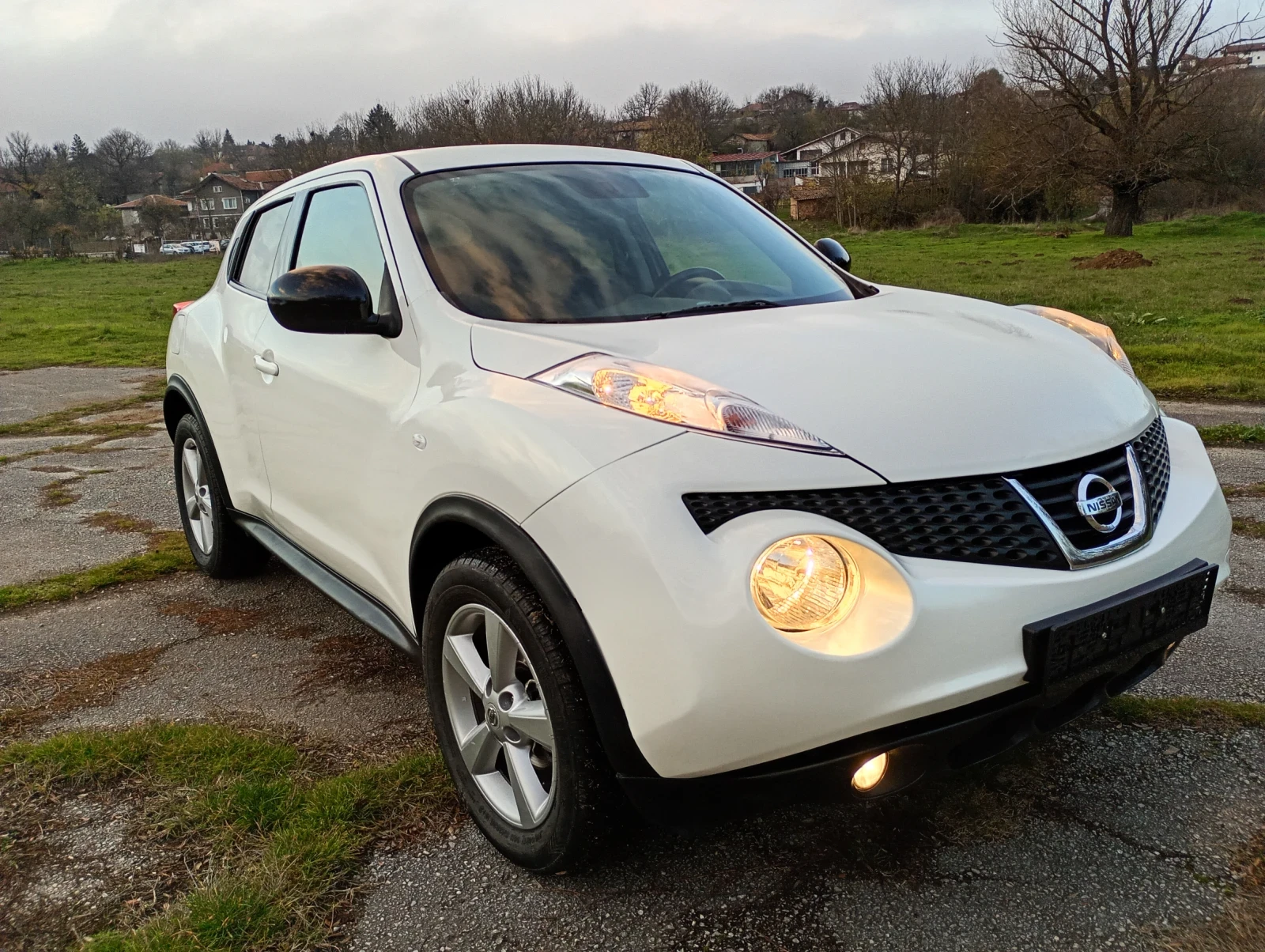 Nissan Juke 1.5d, нави, камера  - изображение 2