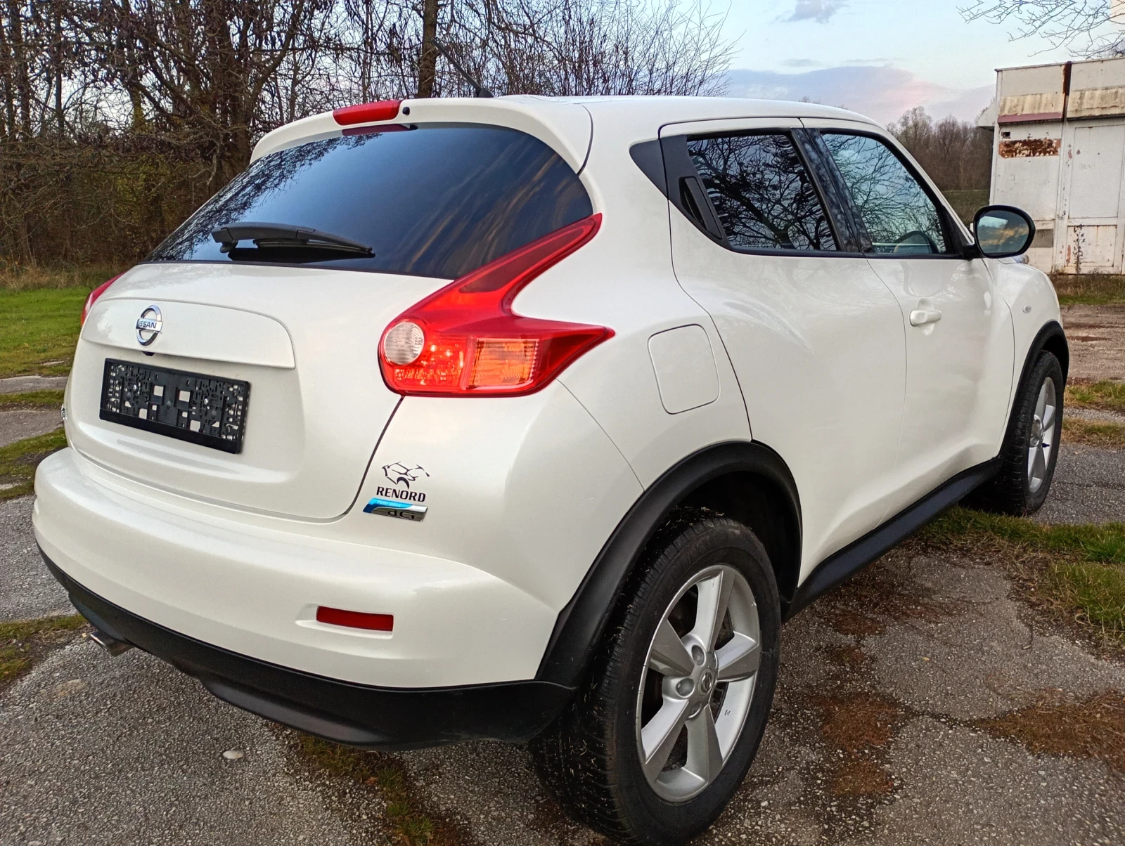 Nissan Juke 1.5d, нави, камера  - изображение 5