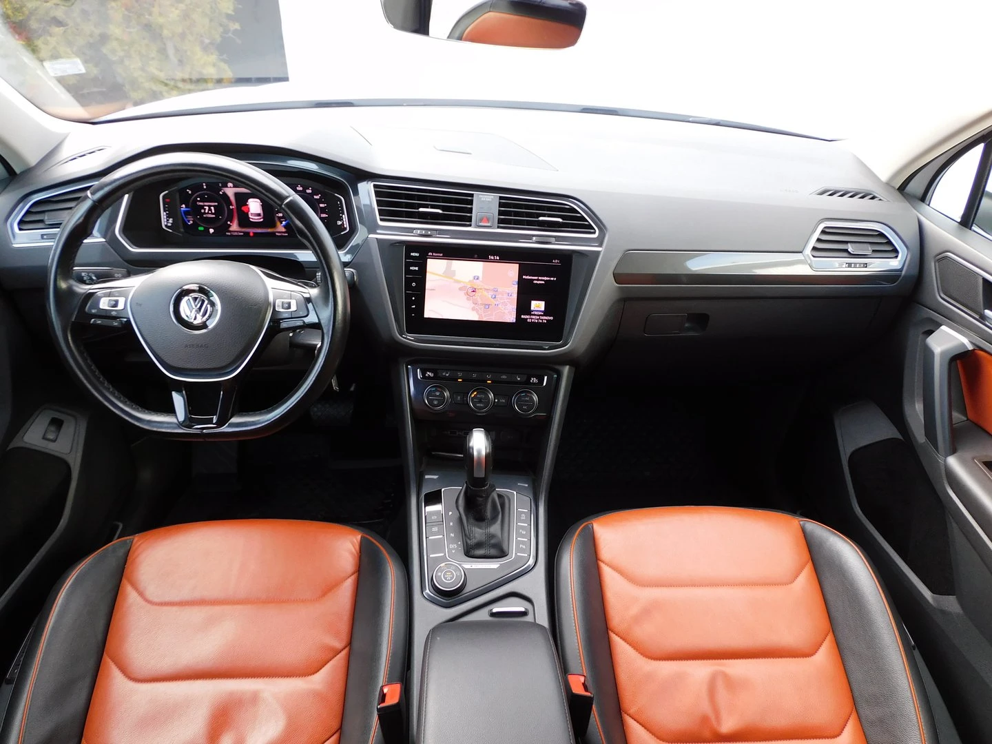 VW Tiguan 2.0 TDI SCR DSG 4MO Highline | Mobile.bg � ����������� 5