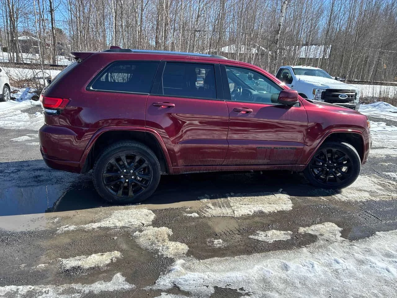 Jeep Grand cherokee * Altitude * 2 КЛЮЧА* ПОДГРЕВ* KEYLESS* , снимка 3 - Автомобили и джипове - 54004538