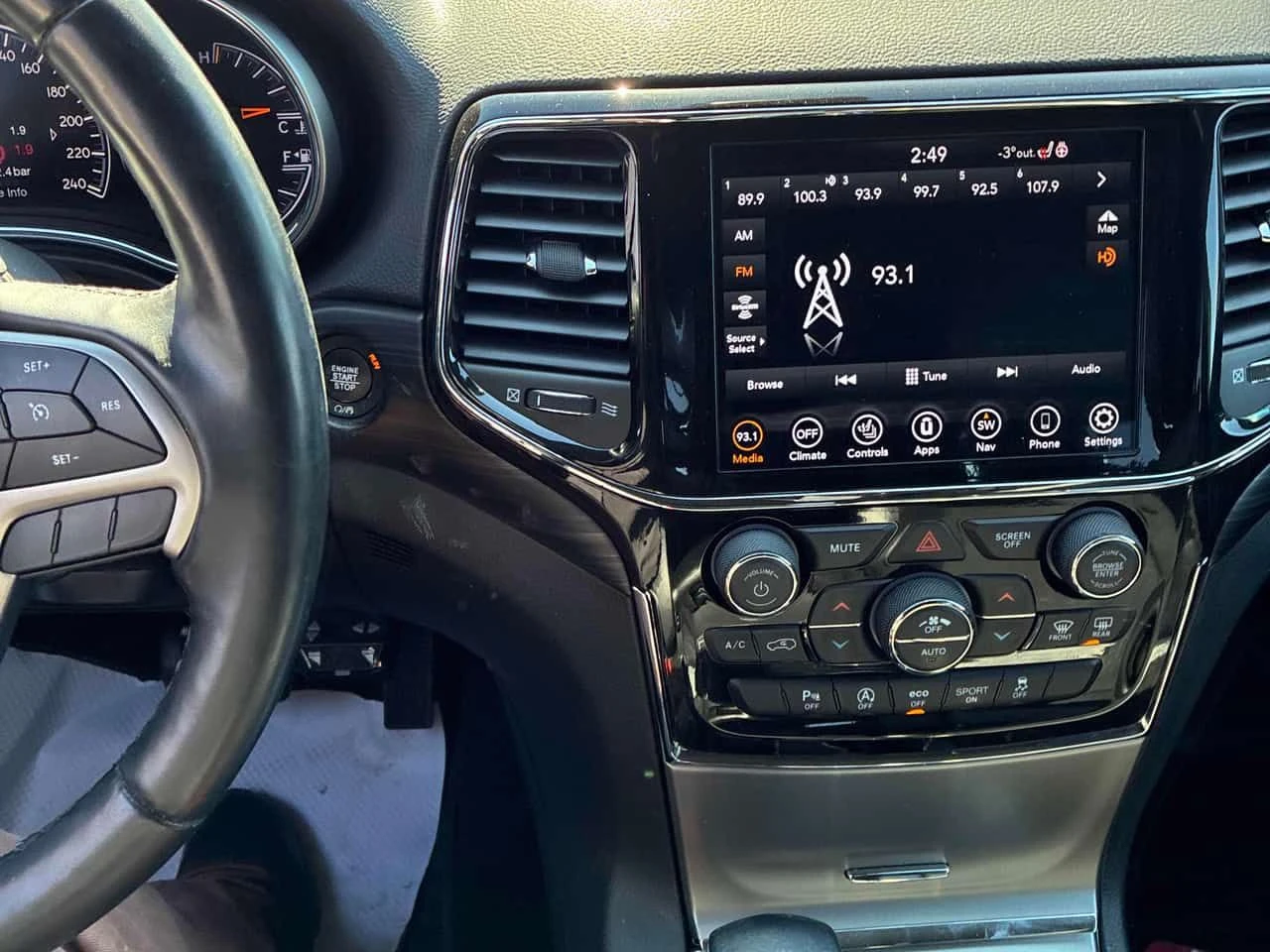 Jeep Grand cherokee * Altitude * 2 КЛЮЧА* ПОДГРЕВ* KEYLESS* , снимка 9 - Автомобили и джипове - 54004538