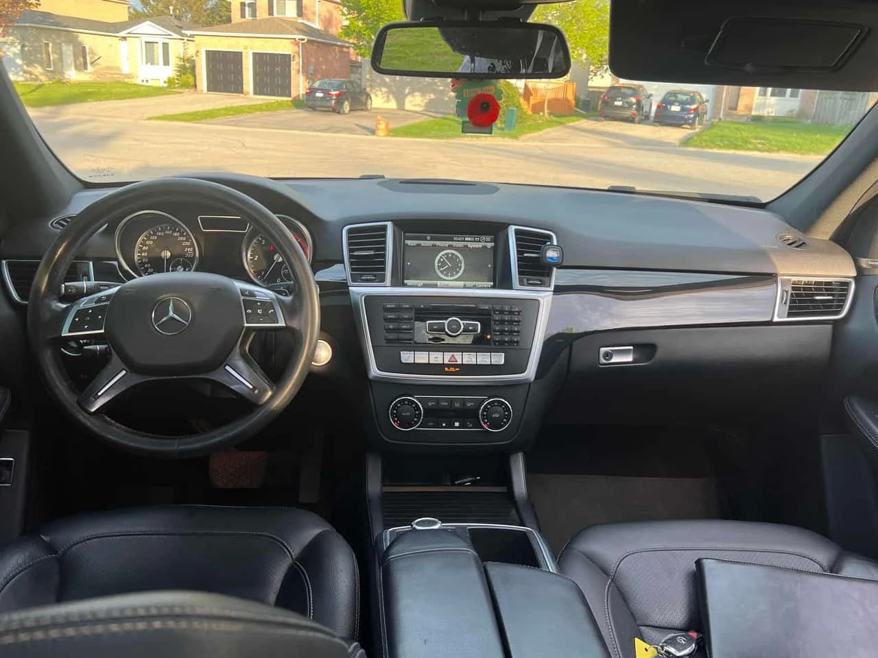 Mercedes-Benz ML 350 BlueTEC  CARFAX, снимка 9 - Автомобили и джипове - 54798627