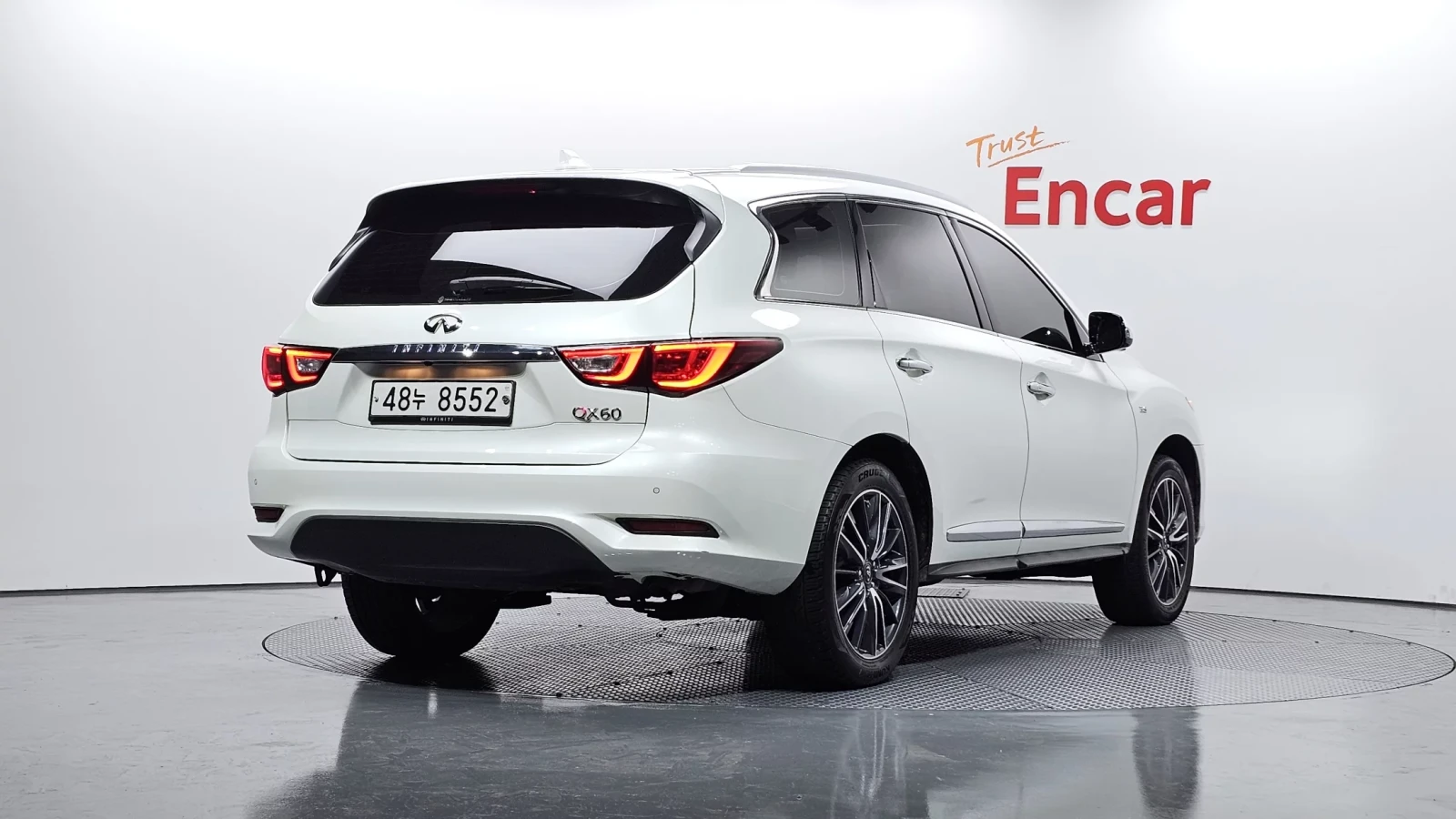 Infiniti QX60 !!БЕЗ АНАЛОГ!! #ПЪЛНО ОБОРУДВАНЕ# !ПАНОРАМА, снимка 2 - Автомобили и джипове - 54897195