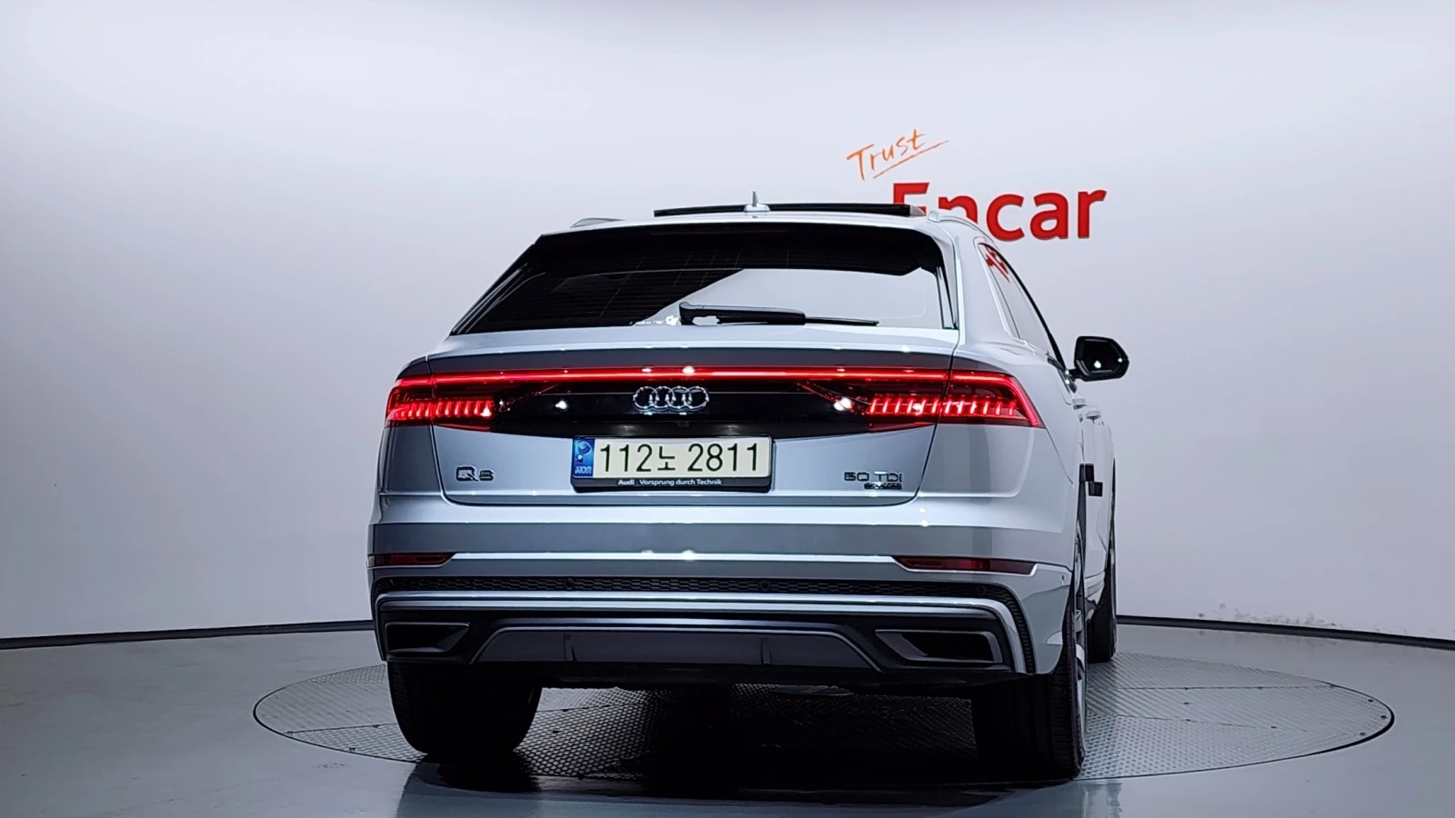 Audi Q8 3.0TDI Quattro Premium, FULL, снимка 4 - Автомобили и джипове - 55200669