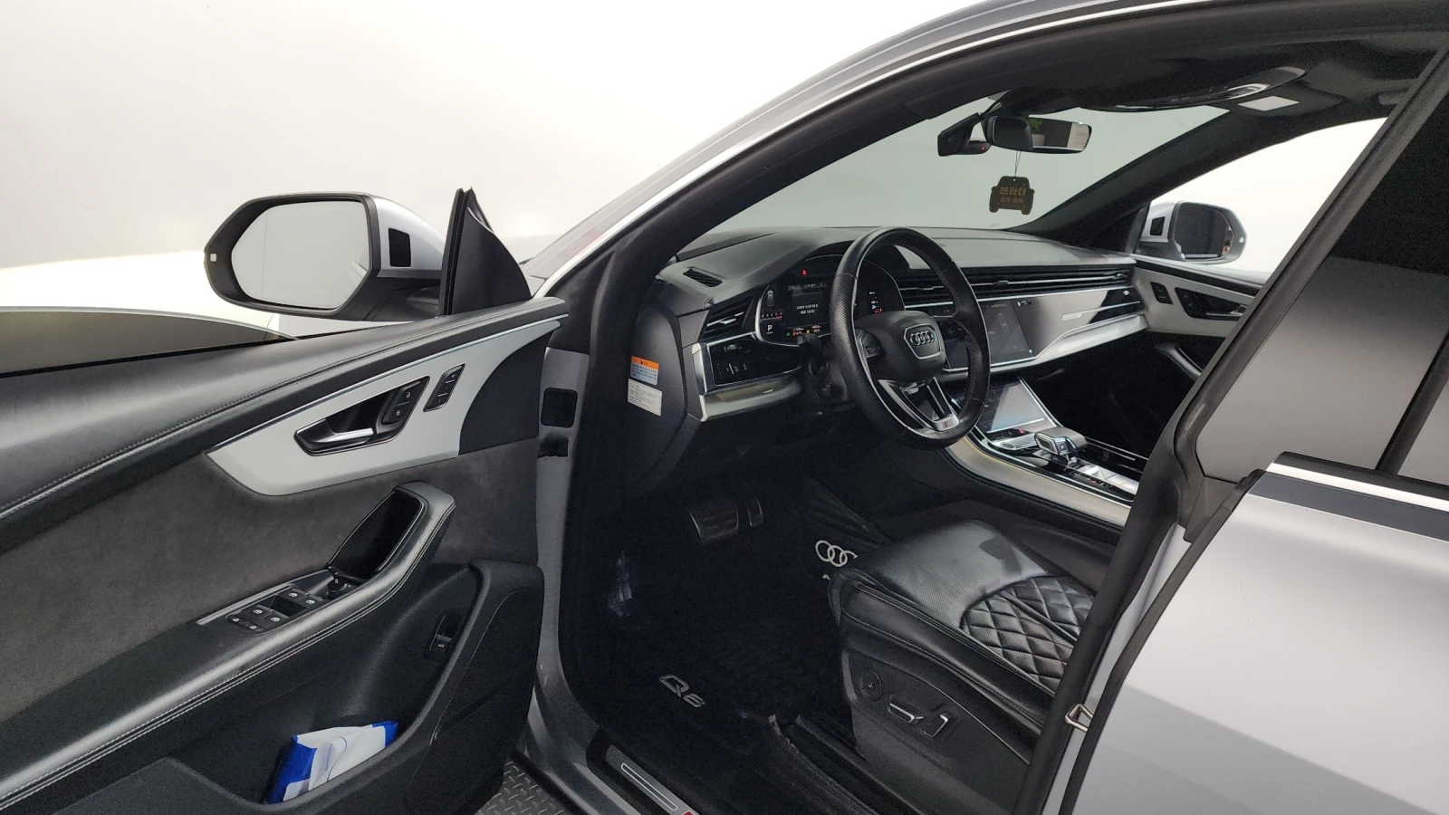 Audi Q8 3.0TDI Quattro Premium, FULL, снимка 9 - Автомобили и джипове - 55200669