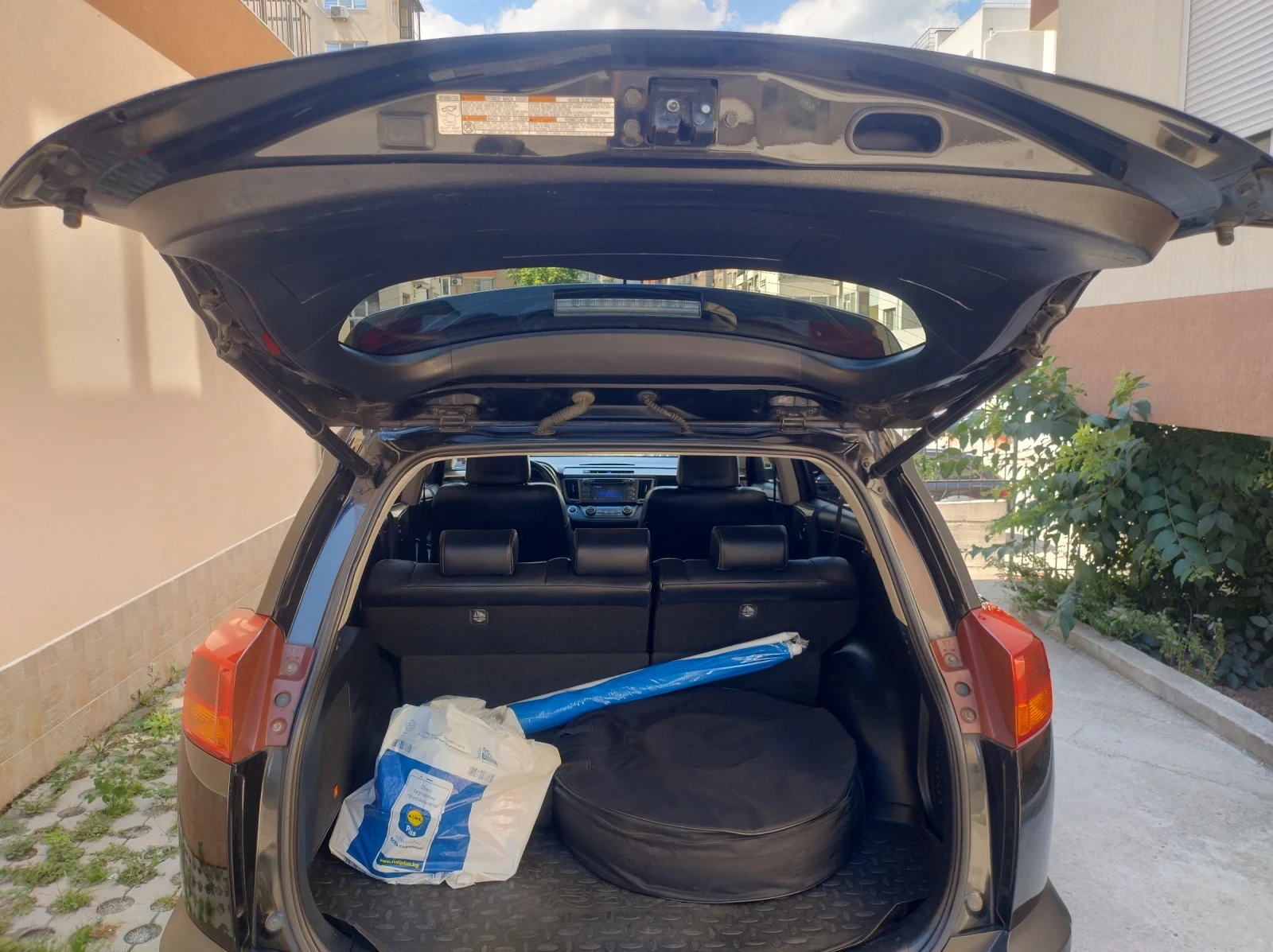 Toyota Rav4 2.0 бензин, 150к.с., снимка 7 - Автомобили и джипове - 55530318
