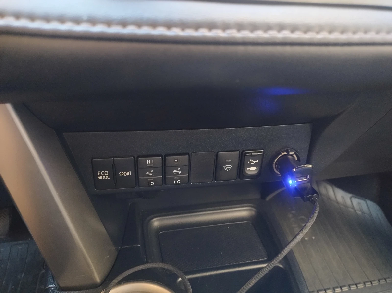 Toyota Rav4 2.0 бензин, 150к.с., снимка 12 - Автомобили и джипове - 55530318