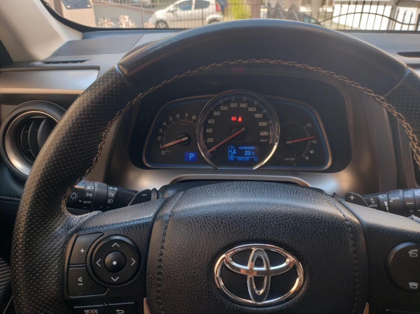 Toyota Rav4 2.0 бензин, 150к.с., снимка 10 - Автомобили и джипове - 55530318