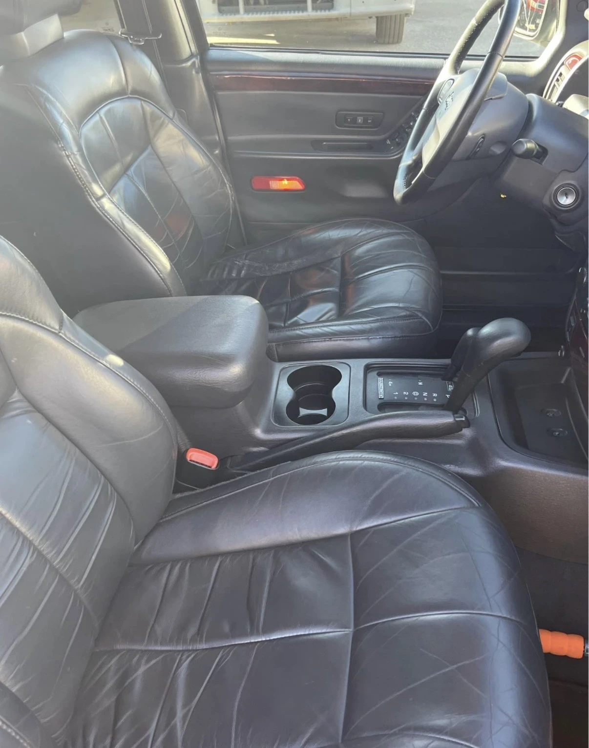 Jeep Grand cherokee 4, 7 v8, снимка 6 - Автомобили и джипове - 56275050