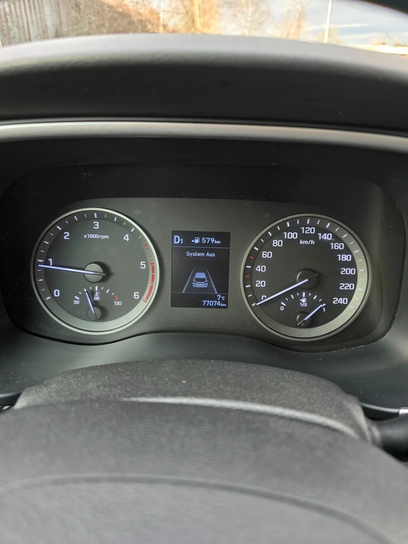 Hyundai Tucson 1.6CRDI 48V MILD-HYBRID , снимка 9 - Автомобили и джипове - 56327959