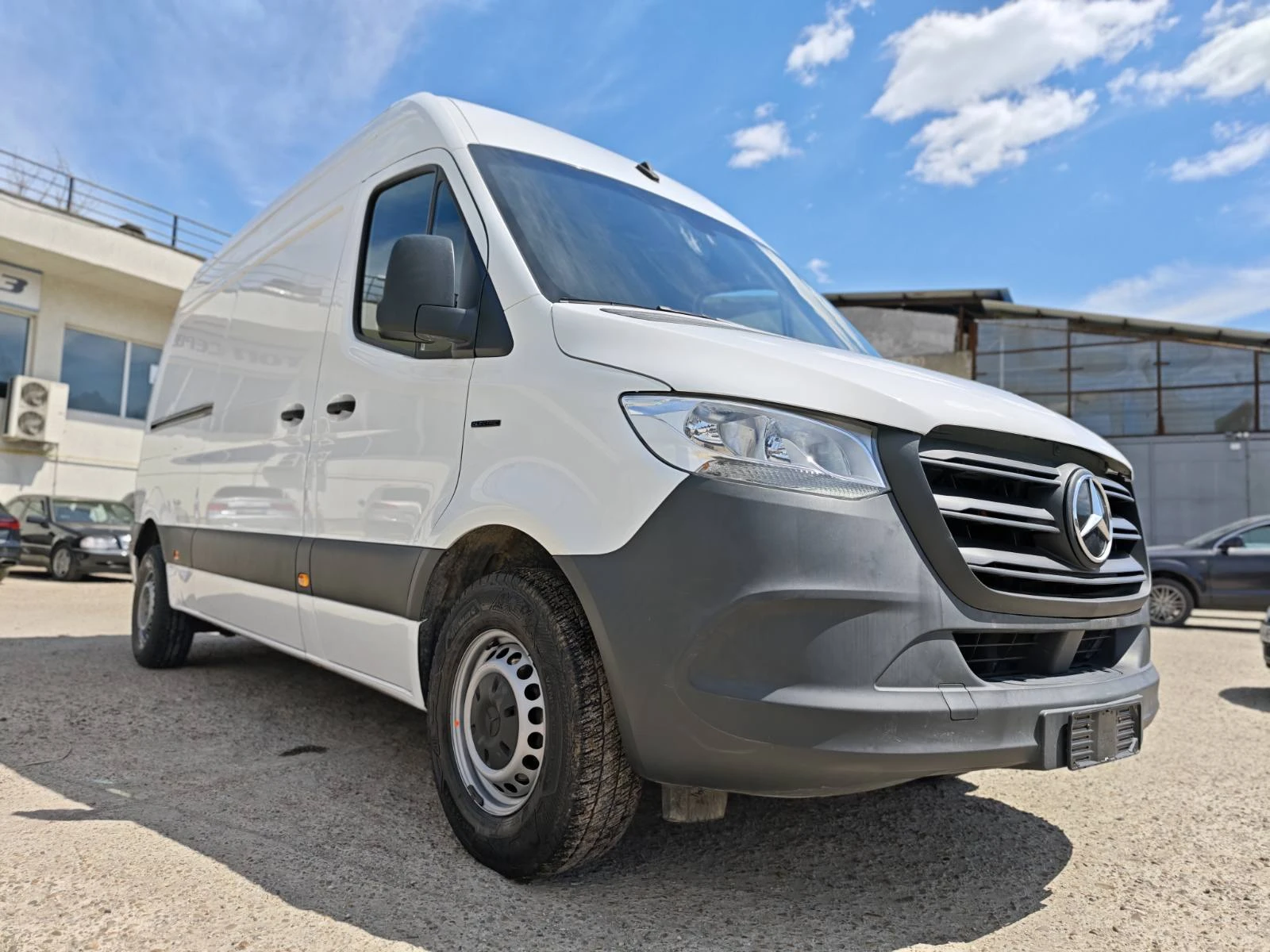 Mercedes-Benz Sprinter еSprinter 311 W910, снимка 13 - Бусове и автобуси - 53904176