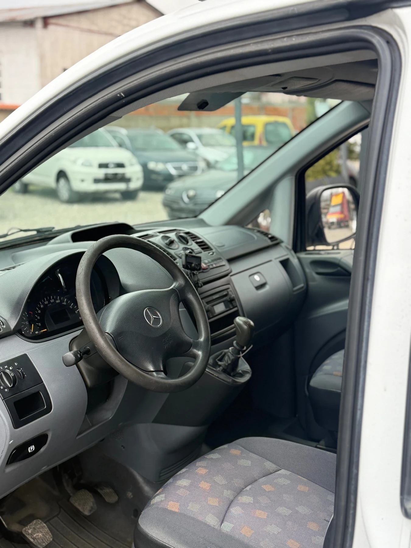 Mercedes-Benz Vito 109, снимка 7 - Бусове и автобуси - 53963055