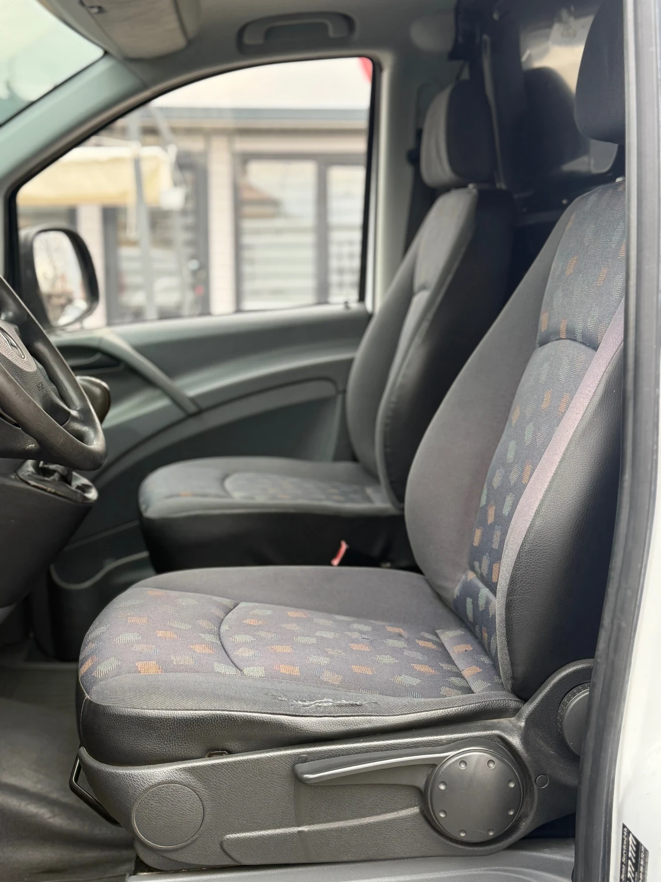 Mercedes-Benz Vito 109, снимка 10 - Бусове и автобуси - 53963055