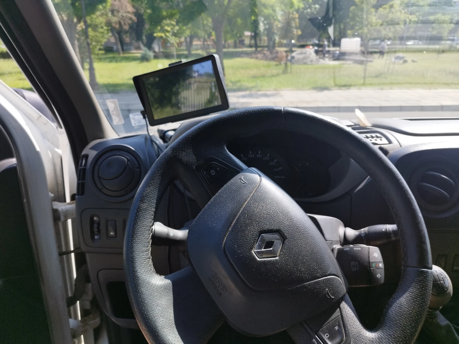 Renault Master, снимка 6 - Бусове и автобуси - 54554166