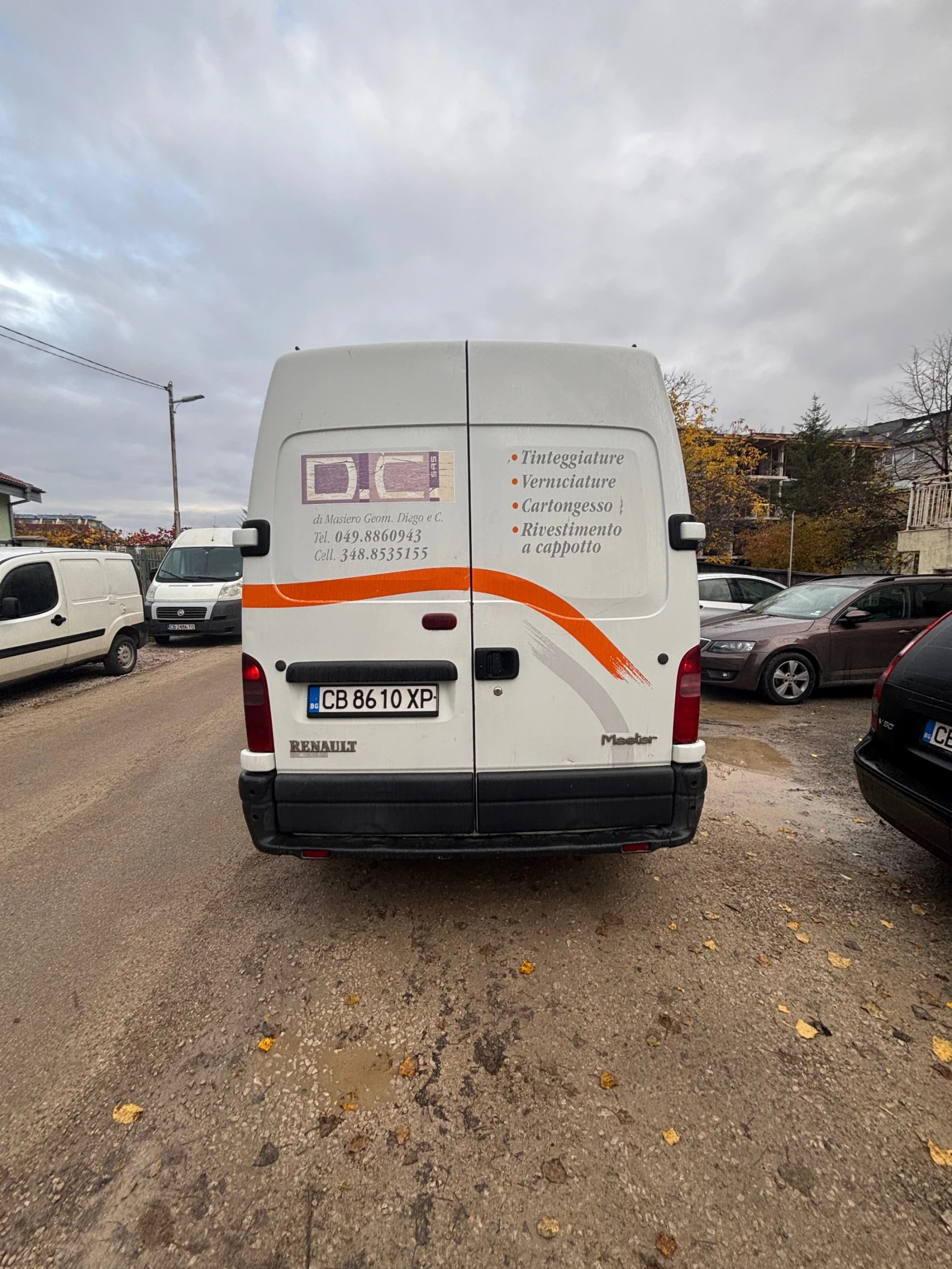 Renault Master 2.2dci Обслужен двигател , снимка 3 - Бусове и автобуси - 54773039