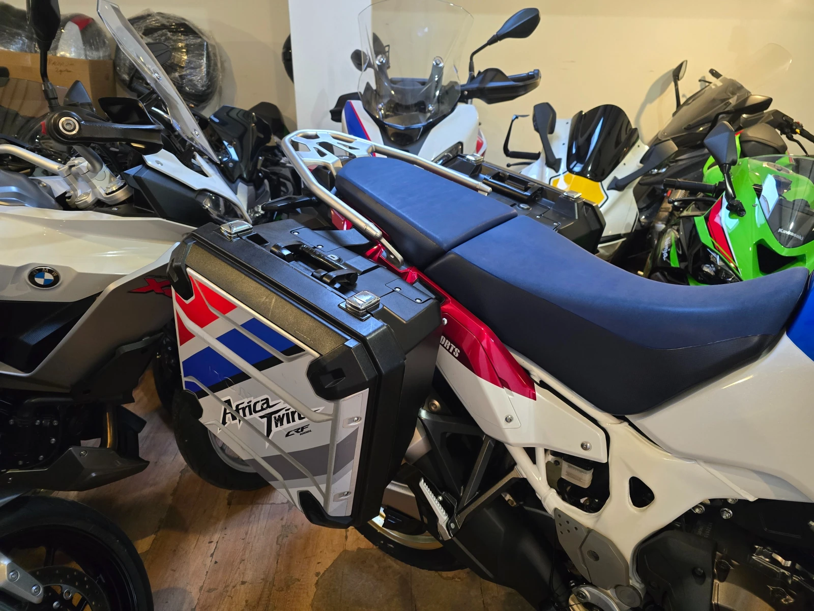 Honda Crf 1000 Adventure Sprtt DCT 30th Anniversary - изображение 8