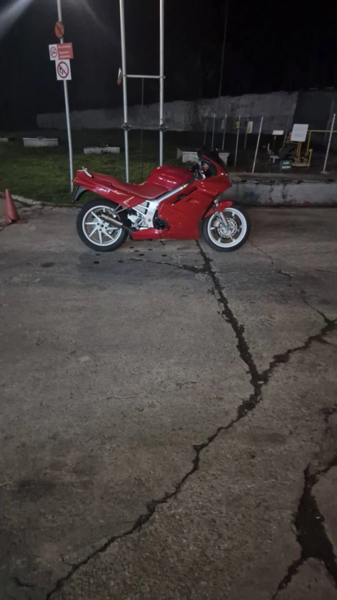 Honda Vfr, снимка 3 - Мотоциклети и мототехника - 54429741