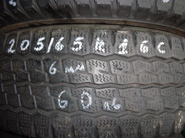 Гуми Всесезонни 205/65R16, снимка 1 - Гуми и джанти - 9182388