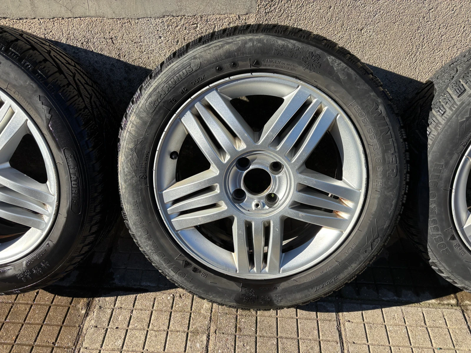    205/55R16  Renault Megane | Mobile.bg   4