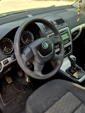 Skoda Octavia 1.6 TDI, снимка 8
