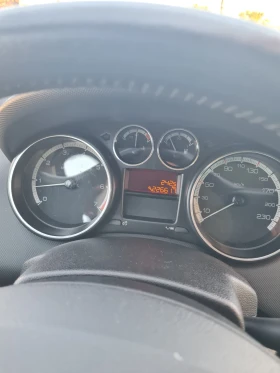 Peugeot 308 1.6куб.150к.с. Панорама Евро 5 -7местен , снимка 11
