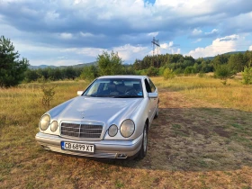 Mercedes-Benz E 200, снимка 5