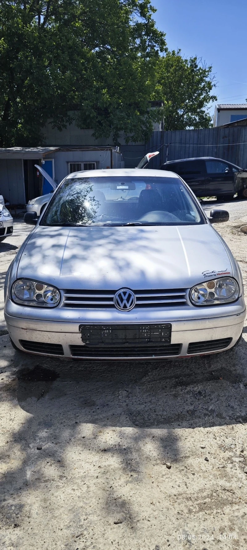 VW Golf, снимка 1 - Автомобили и джипове - 45640972