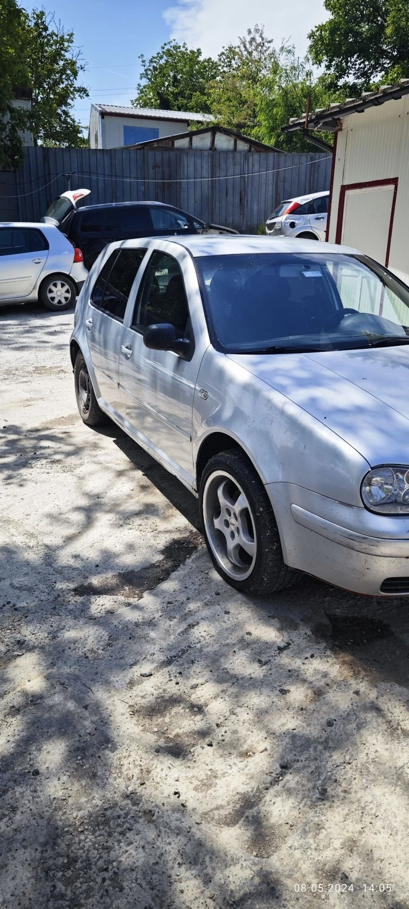 VW Golf, снимка 2 - Автомобили и джипове - 45640972