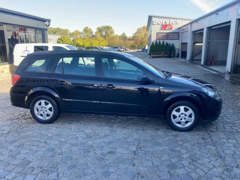 Opel Astra 1, 7 дизел , снимка 3 - Автомобили и джипове - 47695350